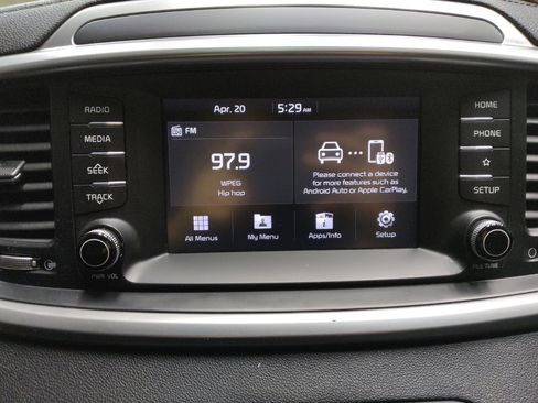 Used 2020 Kia Sorento LX FWD image 25