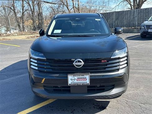 New 2025 Nissan Kicks SR image 2