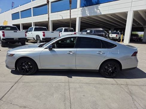 Used 2025 Honda Accord SE image 3