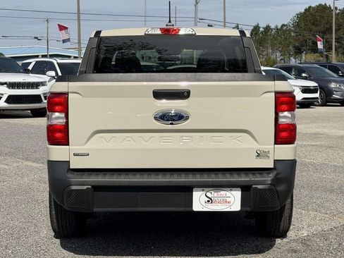 Used 2024 Ford Maverick XLT FWD image 7