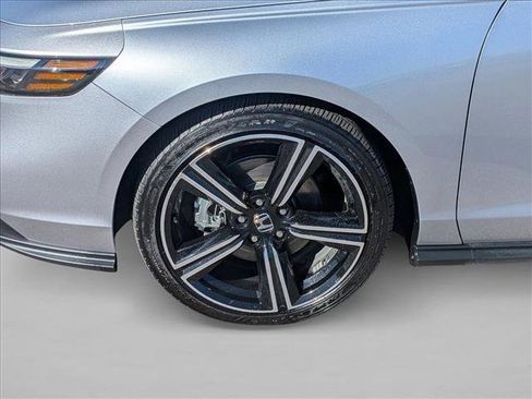 Certified 2025 Honda Accord Sport image 15