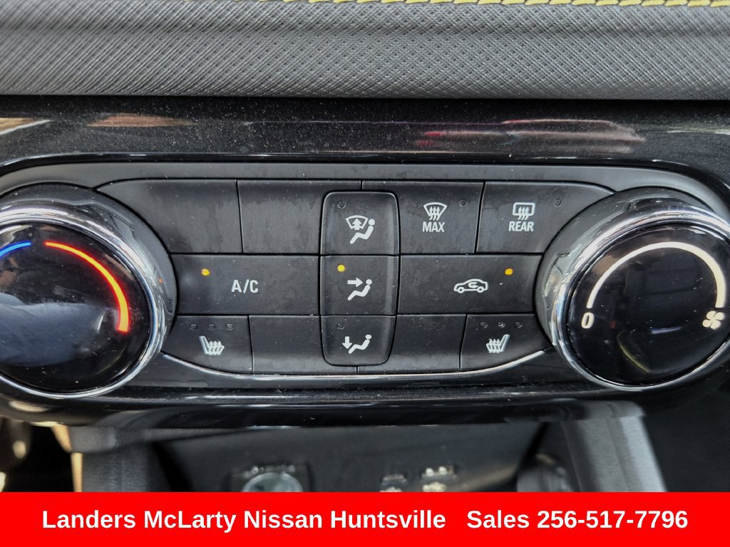 Used 2025 Chevrolet TrailBlazer ACTIV w/ Driver Confidence Package AWD/4WD image 21
