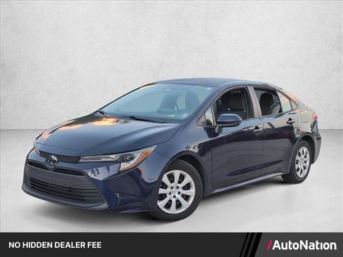 Certified 2024 Toyota Corolla LE FWD image 1