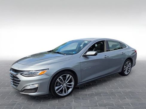 Used 2024 Chevrolet Malibu LT FWD image 3