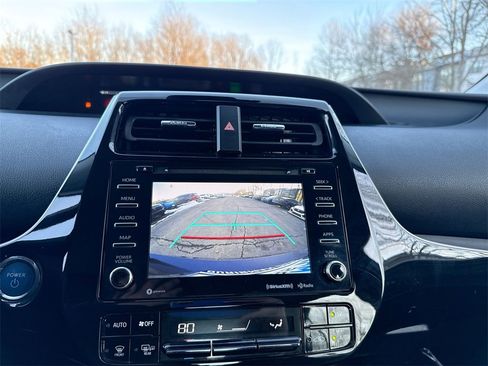 Used 2021 Toyota Prius Prime LE image 22