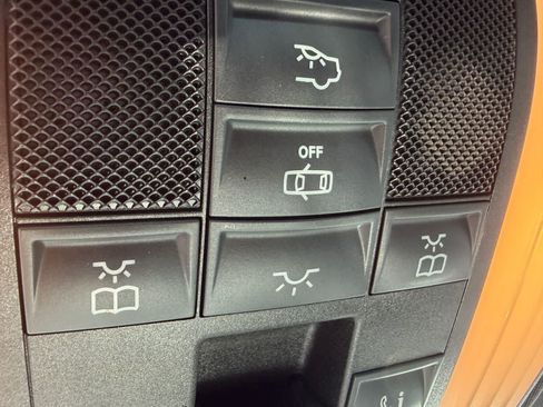 Used 2013 Mercedes-Benz CLS 550 image 21