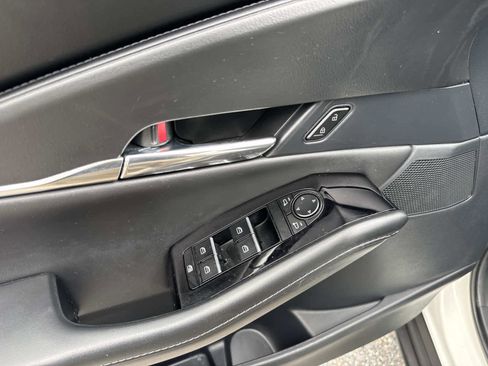 Certified 2025 MAZDA CX-30 AWD 2.5 S w/ Preferred Package image 19