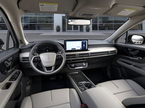 New 2026 Lincoln Corsair Premiere image 31