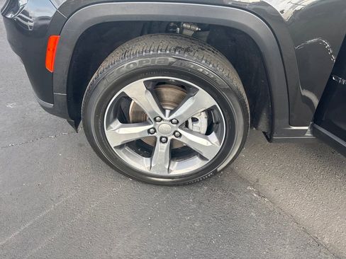 Certified 2021 Jeep Grand Cherokee L Limited image 27