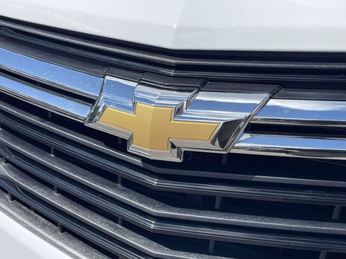 Used 2024 Chevrolet Equinox LT FWD image 27