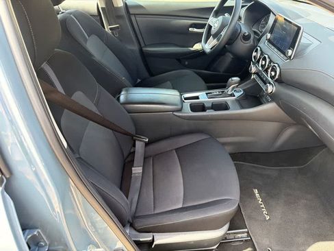 Used 2024 Nissan Sentra SV FWD image 12