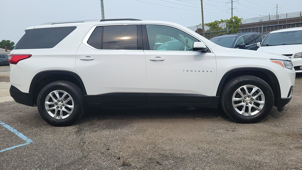 Used 2018 Chevrolet Traverse LT AWD/4WD image 7