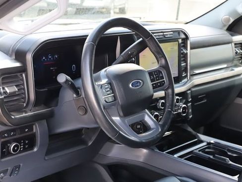 Certified 2024 Ford F250 Lariat w/ Lariat Ultimate Package AWD/4WD image 14