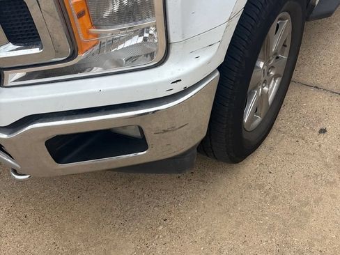 Used 2018 Ford F150 XLT w/ Equipment Group 302A Luxury AWD/4WD image 3