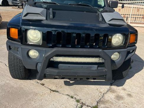 Used 2006 HUMMER H3 AWD/4WD image 2