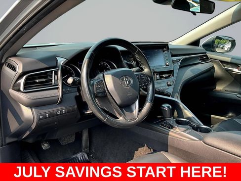 Used 2022 Toyota Camry SE FWD image 17