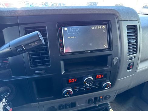 Used 2013 Nissan NV 3500 SL w/ Technology Pkg image 38