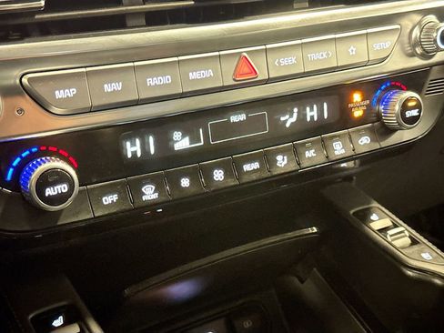 Used 2021 Kia Telluride SX w/ Nightfall Edition Package image 19