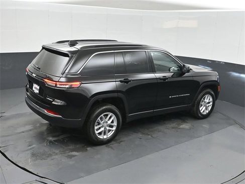 New 2025 Jeep Grand Cherokee Laredo image 31