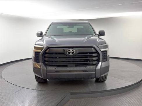 Used 2023 Toyota Tundra SR5 RWD image 12