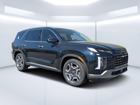 Used 2024 Hyundai Palisade Limited image 1