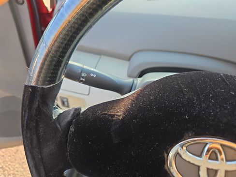 Used 2009 Toyota Yaris Sedan image 19