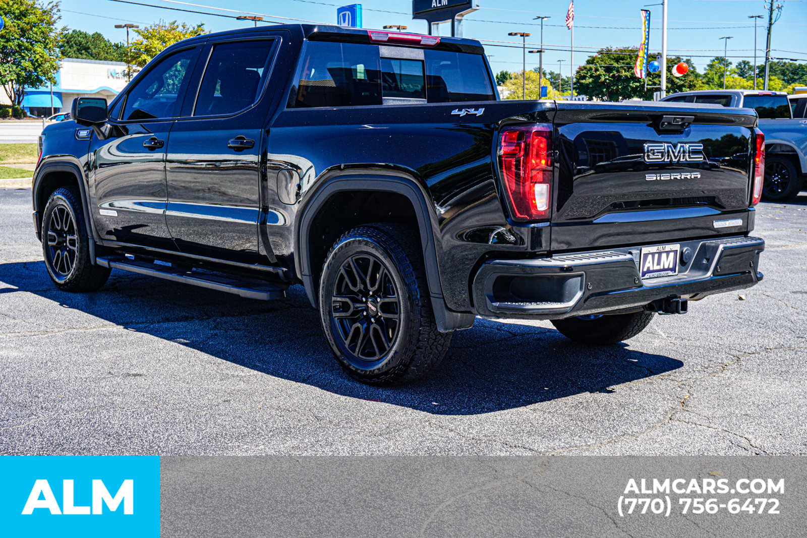 Used 2024 GMC Sierra 1500 Elevation w/ Elevation Premium Package AWD/4WD image 7