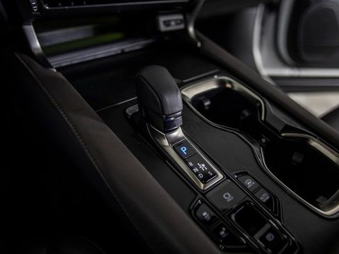 Used 2025 Lexus RX 450h AWD w/ Luxury Package image 29