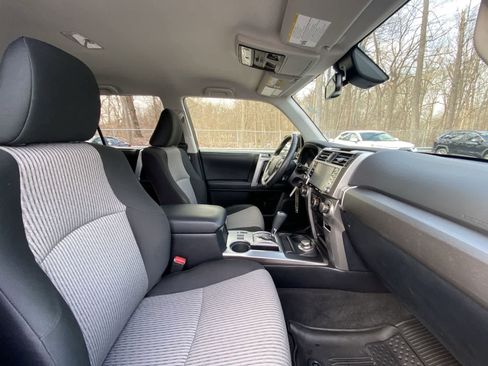 Used 2020 Toyota 4Runner SR5 image 22