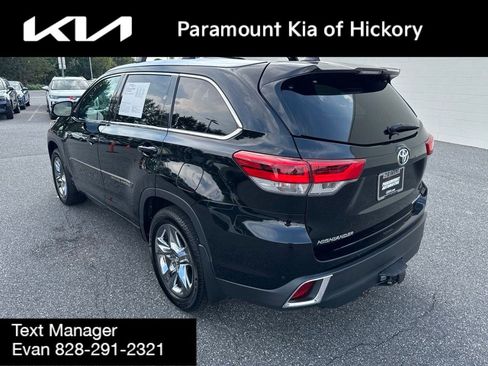 Used 2017 Toyota Highlander Limited Platinum AWD/4WD image 5