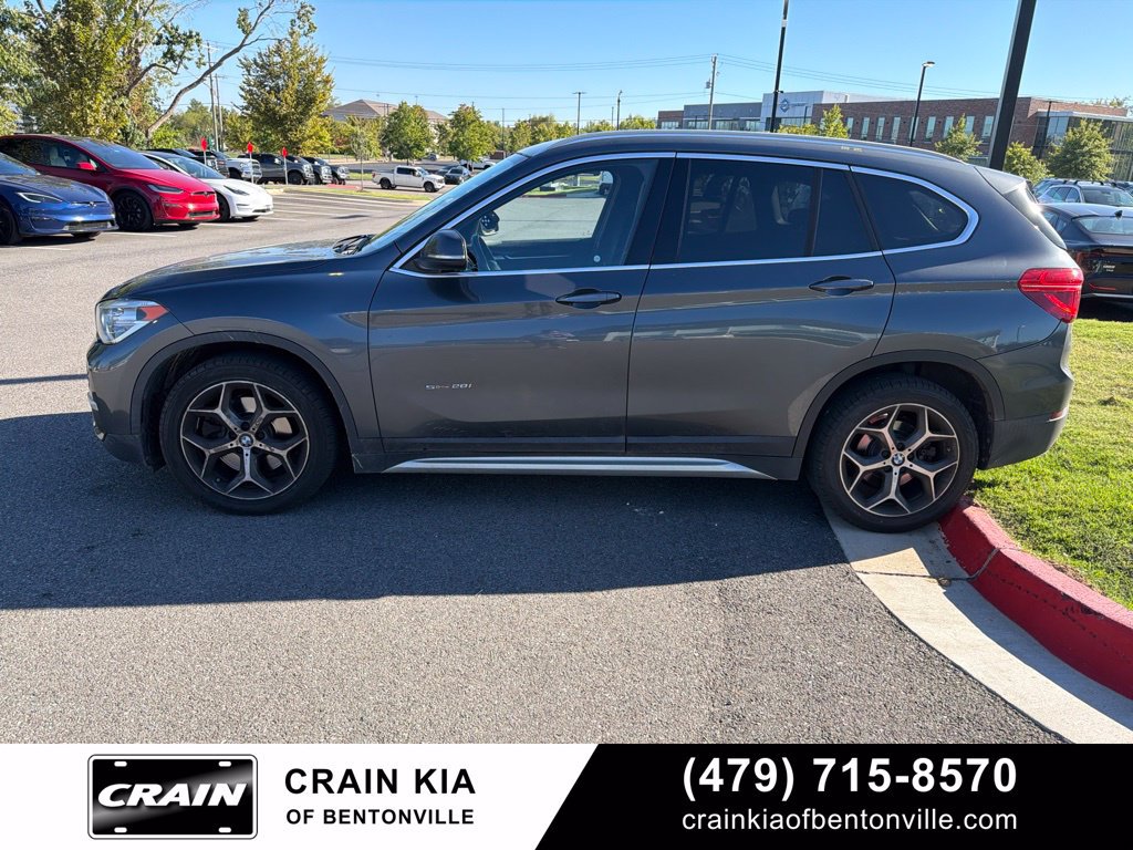 Used 2017 BMW X1 sDrive28i FWD image 9