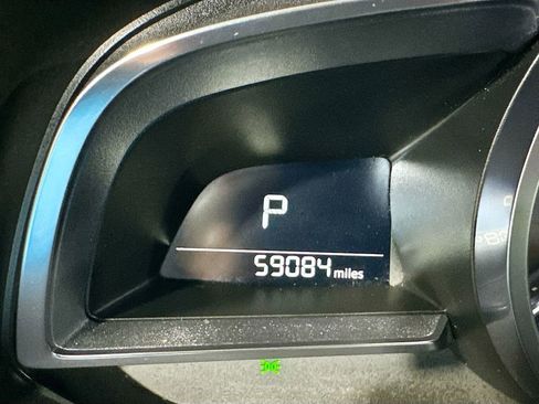 Used 2018 MAZDA MAZDA3 Grand Touring w/ Premium Equipment Package image 18