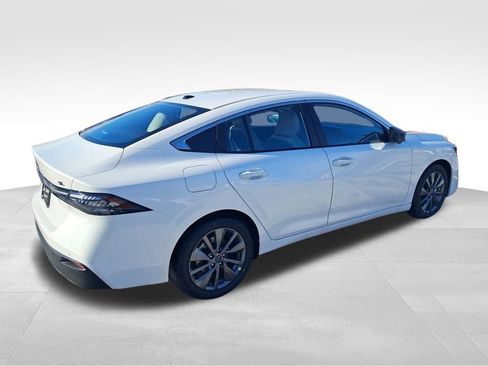 New 2026 Nissan Sentra SL w/ Floor Mat Package image 5