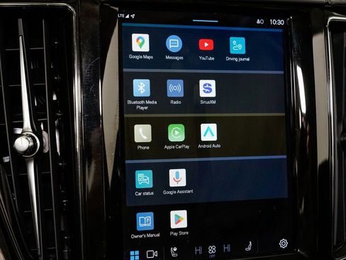 Used 2022 Volvo XC60 B5 Inscription w/ Advanced Package image 17