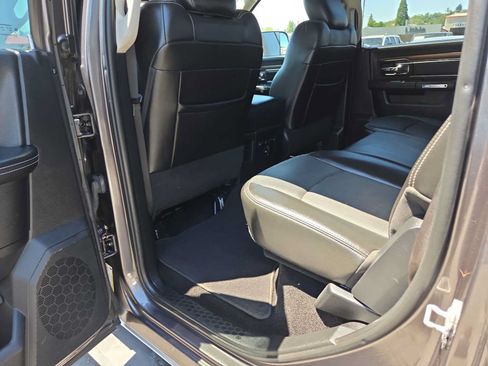 Used 2014 RAM 1500 Laramie AWD/4WD image 20