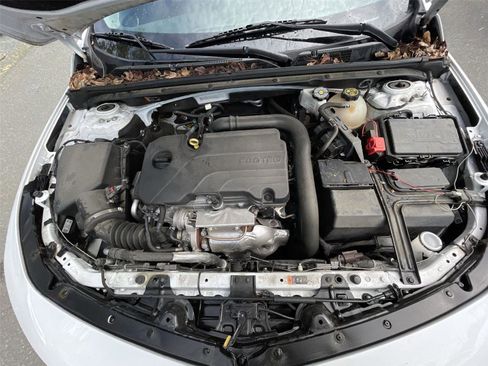 Used 2023 Chevrolet Malibu RS FWD image 11