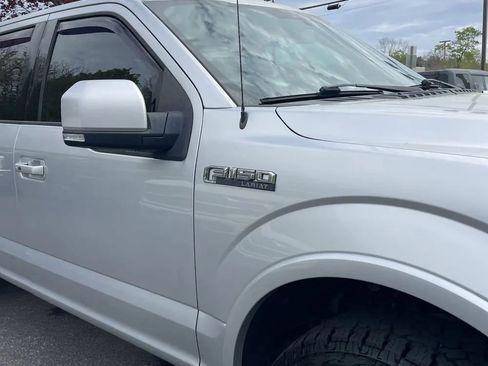 Used 2018 Ford F150 Lariat w/ Equipment Group 502A Luxury AWD/4WD image 10