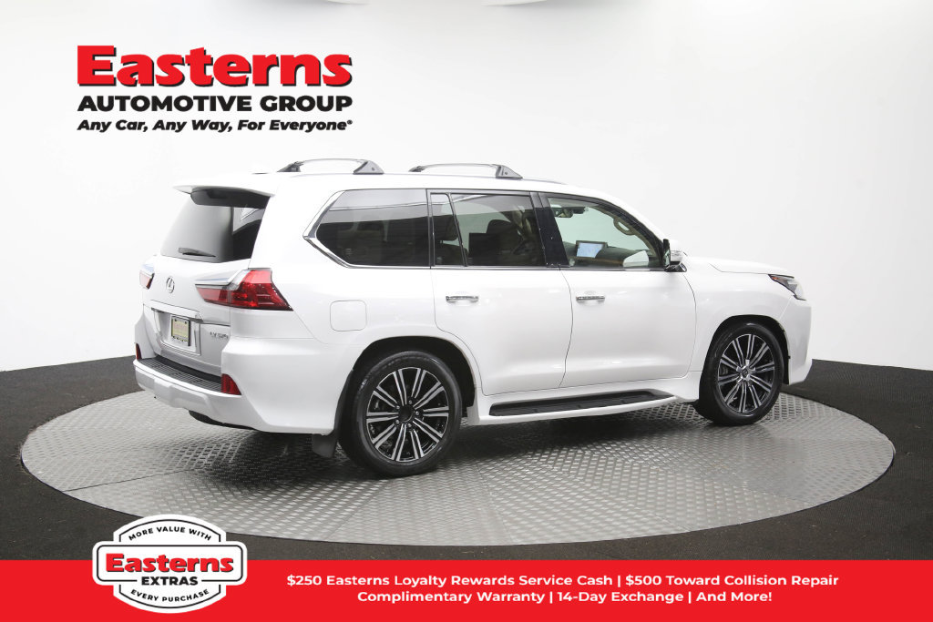 Used 2021 Lexus LX 570 4WD w/ Luxury Package image 53