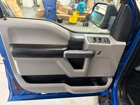 Used 2018 Ford F150 XLT w/ Equipment Group 301A Mid AWD/4WD image 34