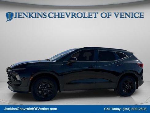 New 2026 Chevrolet Blazer LT w/ Convenience Package FWD image 3