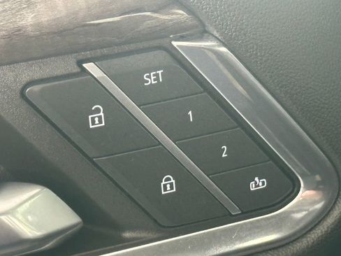 Used 2024 Chevrolet Silverado 1500 LTZ w/ LTZ Convenience Package II image 22