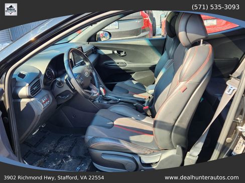 Used 2020 Hyundai Veloster Turbo FWD image 21