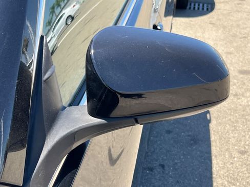 Used 2016 Toyota Camry SE FWD image 9