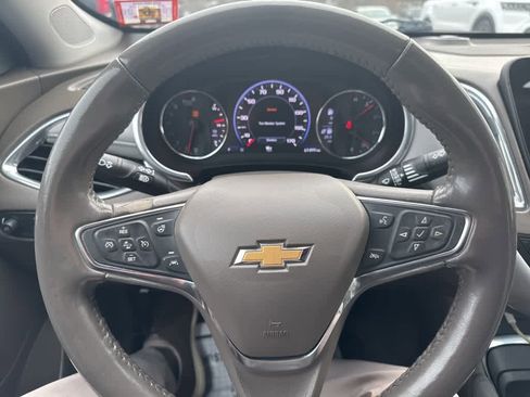 Used 2019 Chevrolet Malibu Premier w/ Sun and Wheel Package image 13
