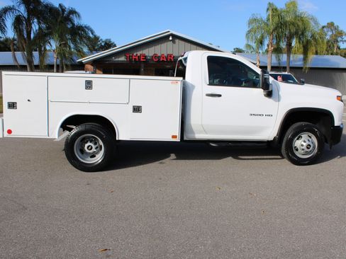 Used 2020 Chevrolet Silverado 3500 W/T w/ WT Convenience Package image 9
