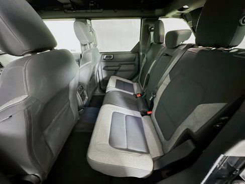 Used 2025 Ford Bronco Big Bend image 29