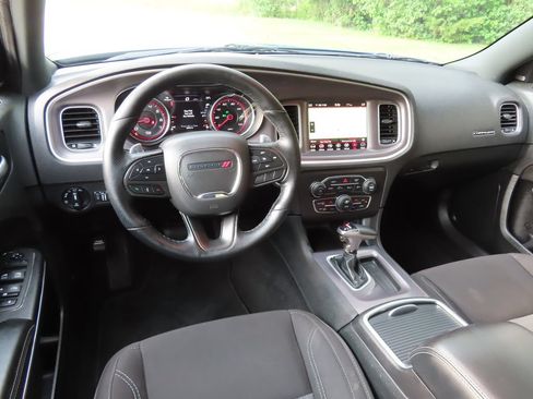 Used 2021 Dodge Charger SXT w/ Driver Convenience Group AWD/4WD image 4