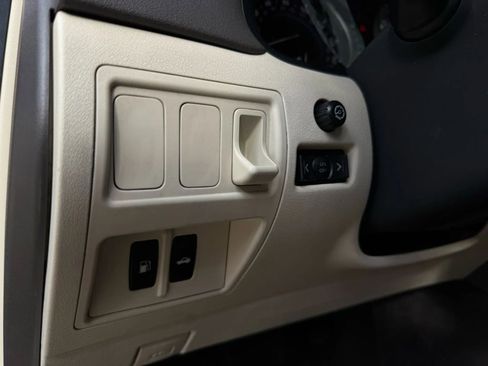 Used 2009 Lexus IS 250 image 37