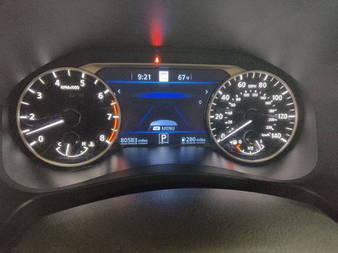 Used 2020 Nissan Altima 2.5 Platinum FWD image 23