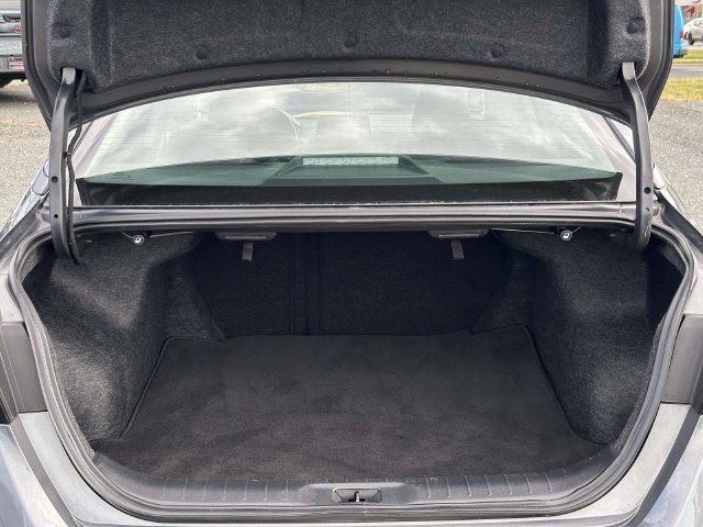 Used 2025 Nissan Altima 2.5 SV FWD image 13